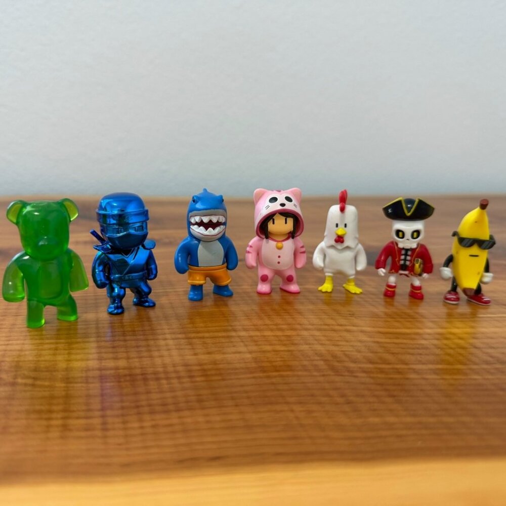 Scopely Lot of 7, Stumble Guys Miniature Toy Action Figurine